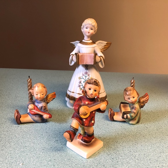 VINTAGE SCHMID BROS WIND UP  TURNING ANGEL ACCORDIAN  HUMMEL CANDLE HOLDERS - Picture 1 of 8
